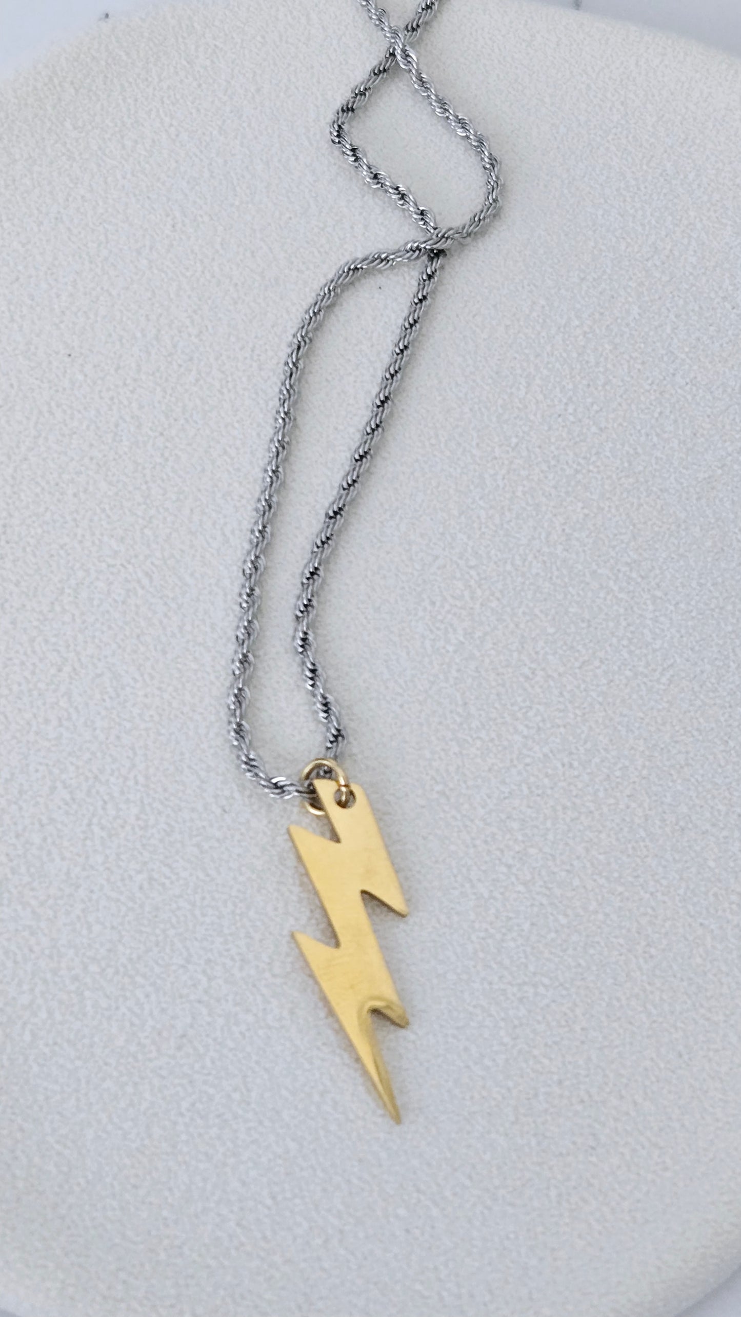 Rayito Necklace