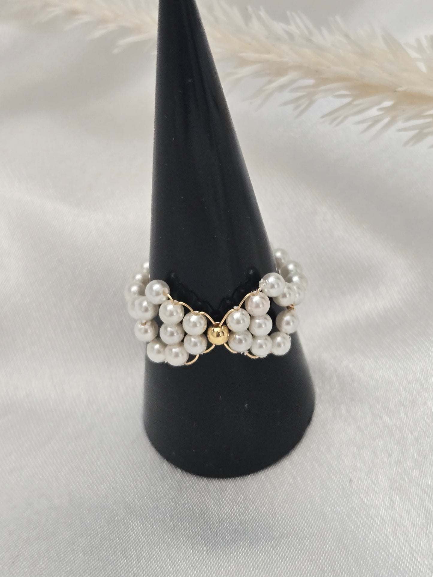 Bow Pearl Ring