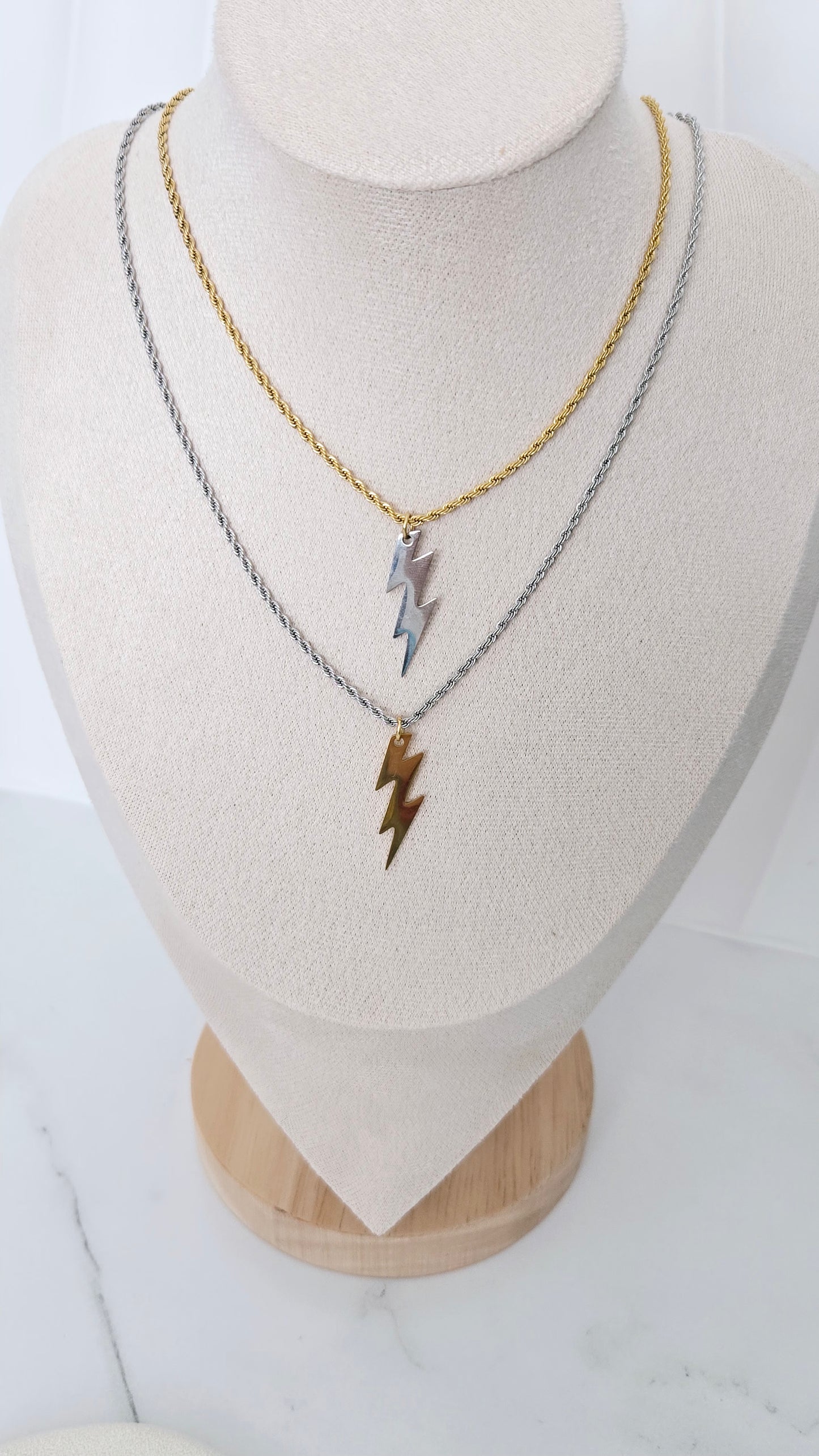 Rayito Necklace