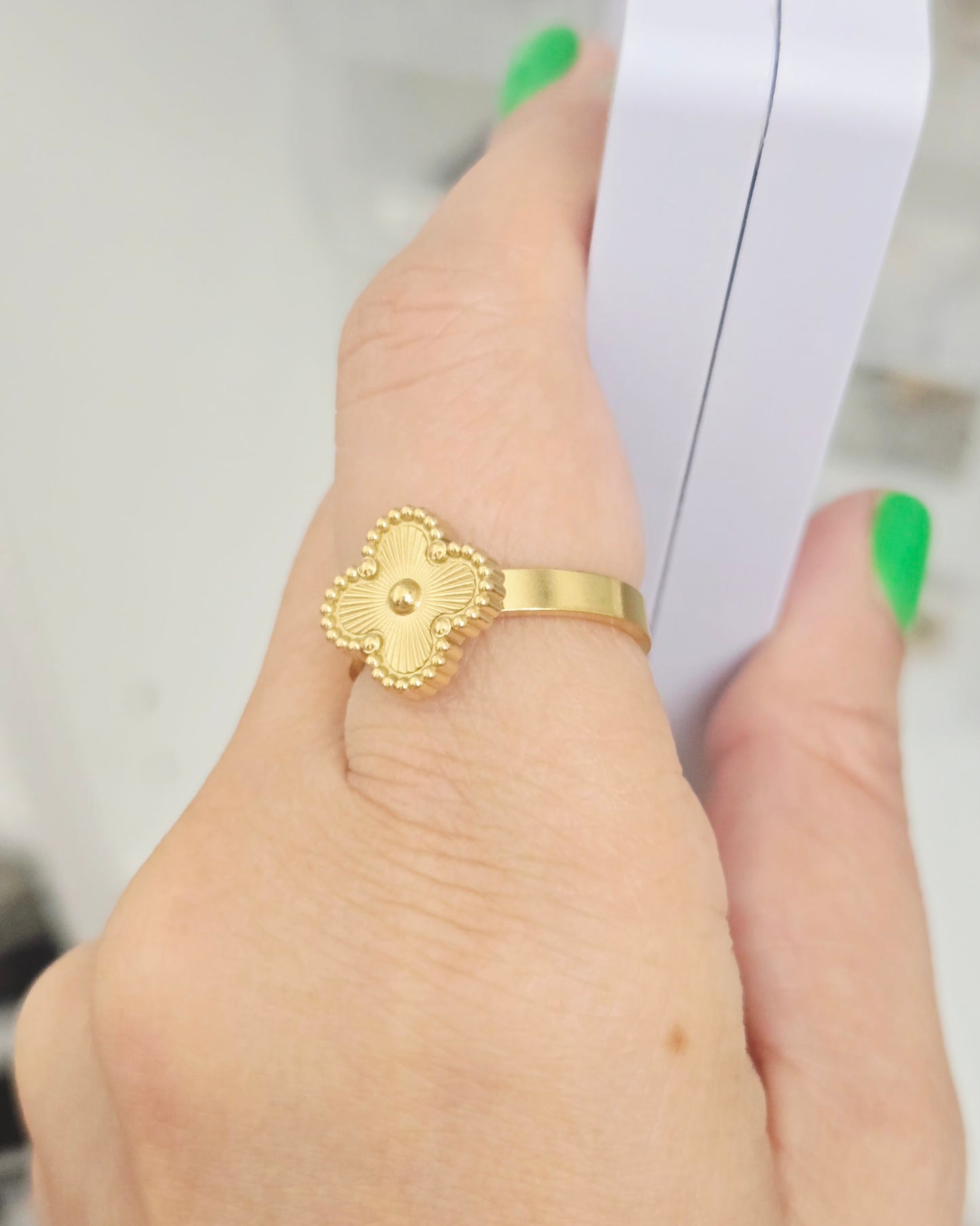 Gold Clover Ring