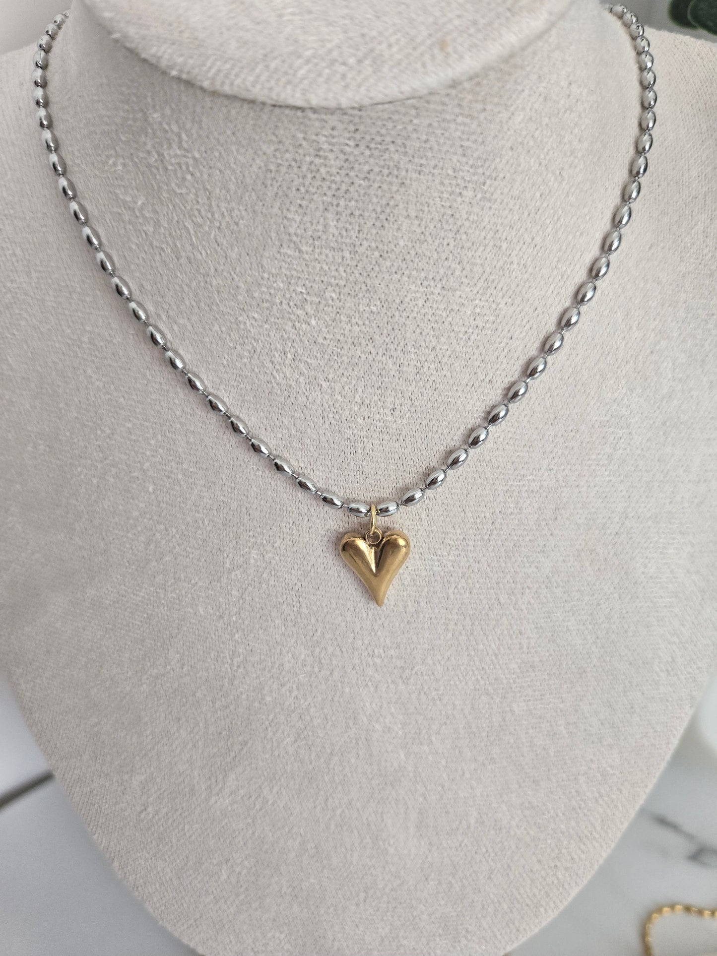 Alma Necklace