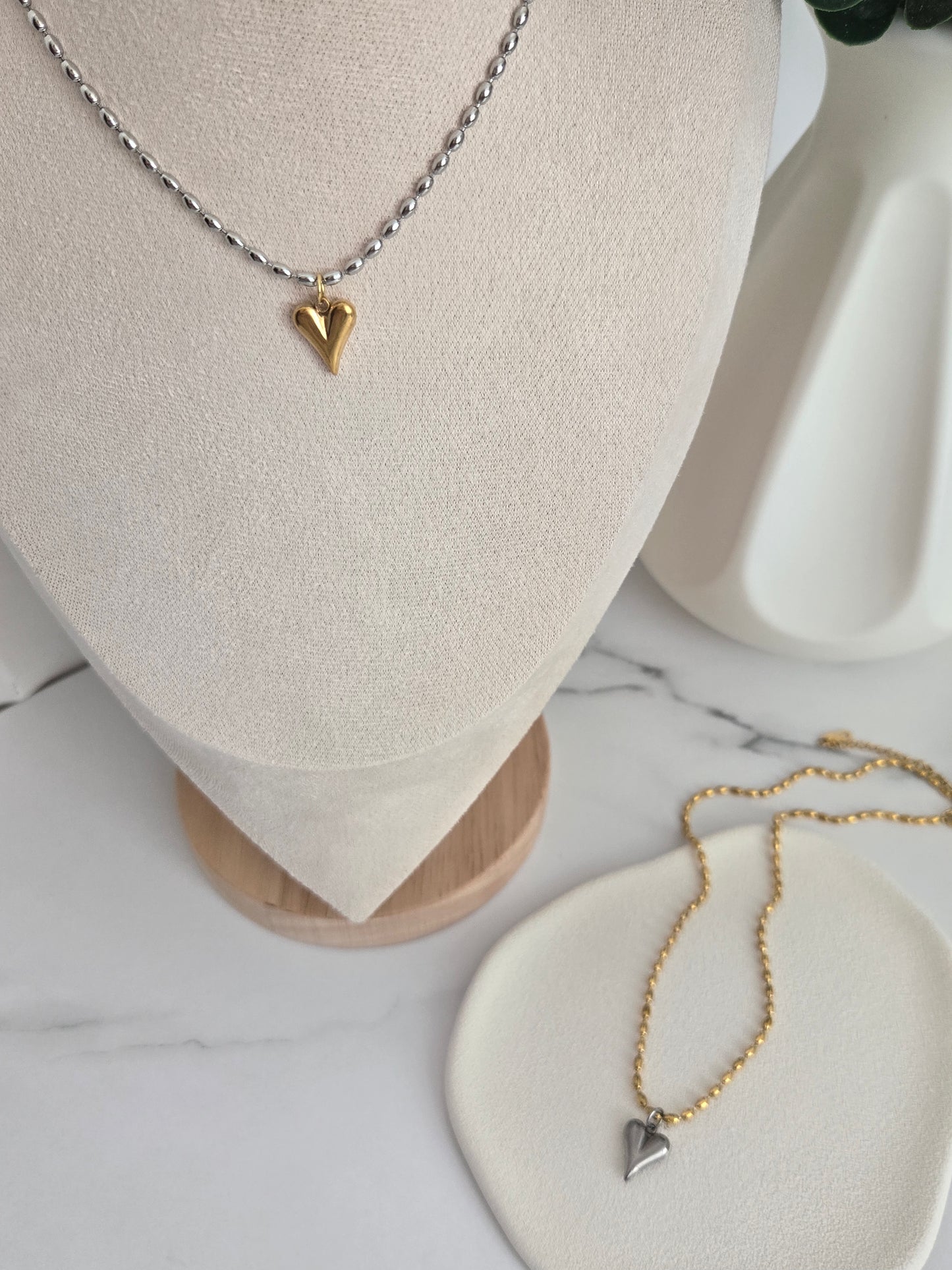 Alma Necklace