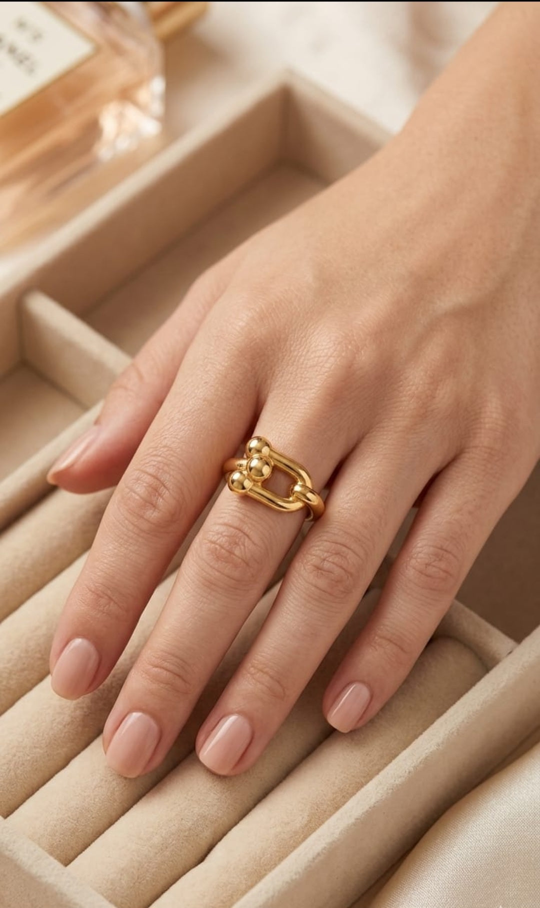 Estefanía Ring