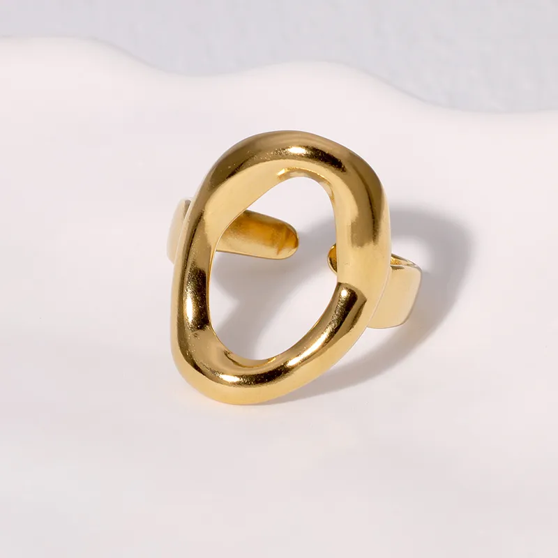 Irregular Oval Ring
