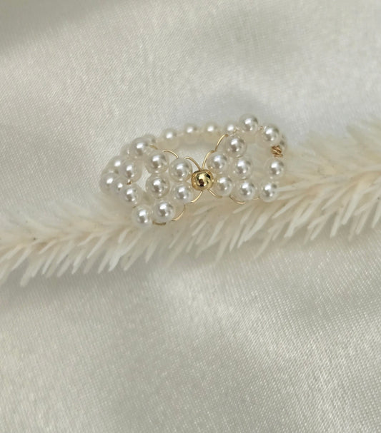 Bow Pearl Ring