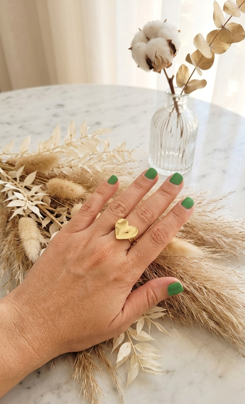 CORAZON MARTILLADO RING