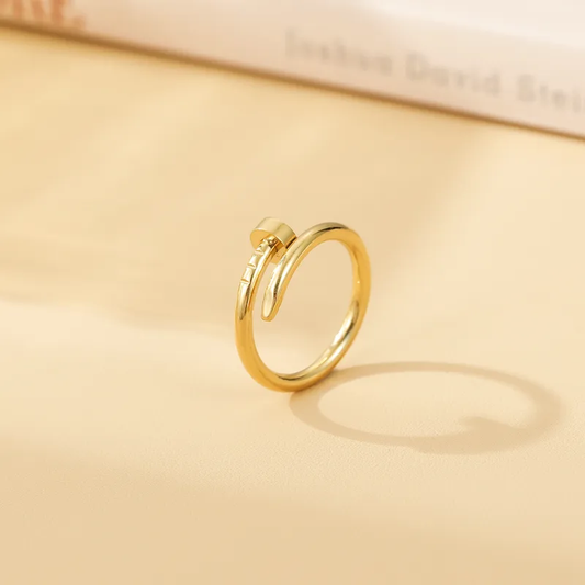Charlotte Ring